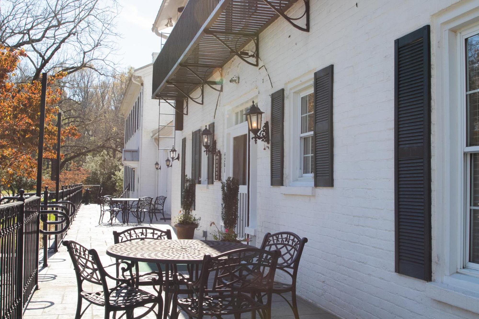 Apartamento Excelsior At The Manor House Clemmons Exterior foto