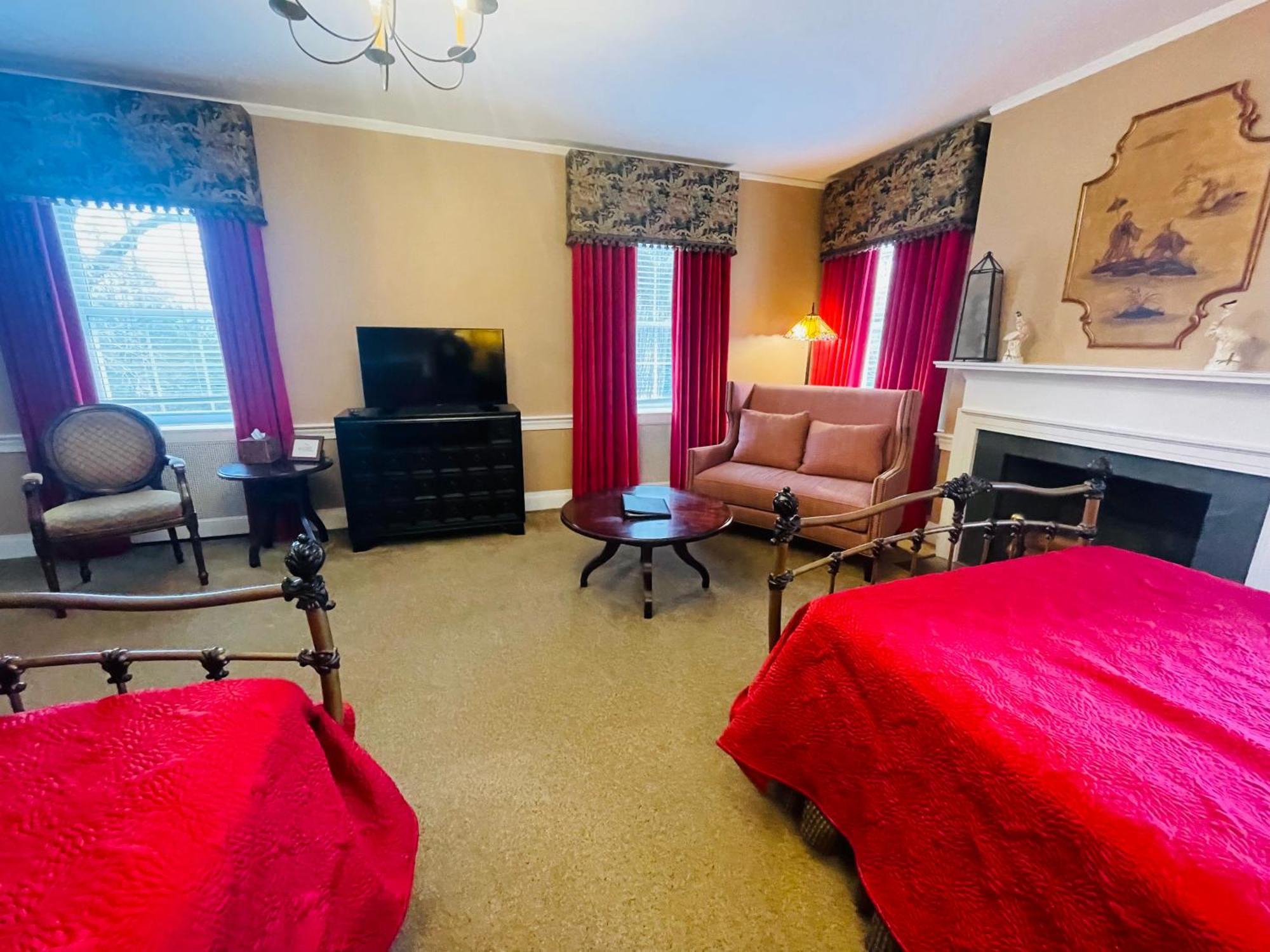 Apartamento Excelsior At The Manor House Clemmons Exterior foto